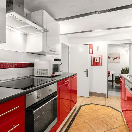 Lejlighed Elegant Apartment,