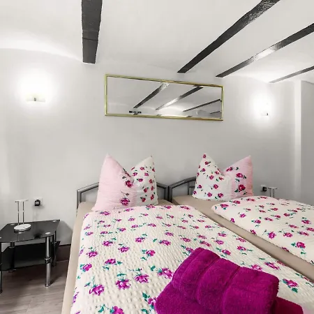 Lejlighed Elegant Apartment, *