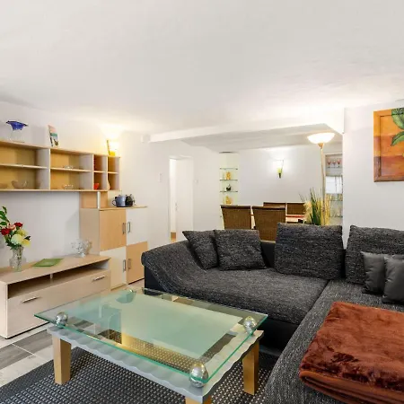 Elegant Apartment, * Grevesmuehlen