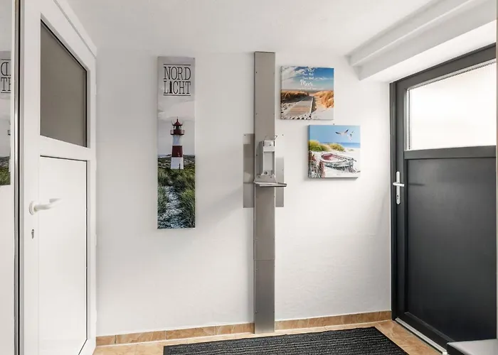 Elegant Apartment,